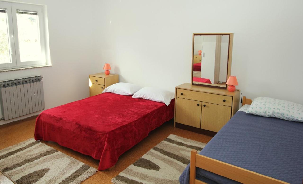 Apartmani Loli Ugljan Buitenkant foto